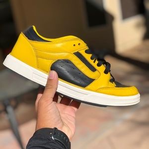 Vans TNT Limited Edition